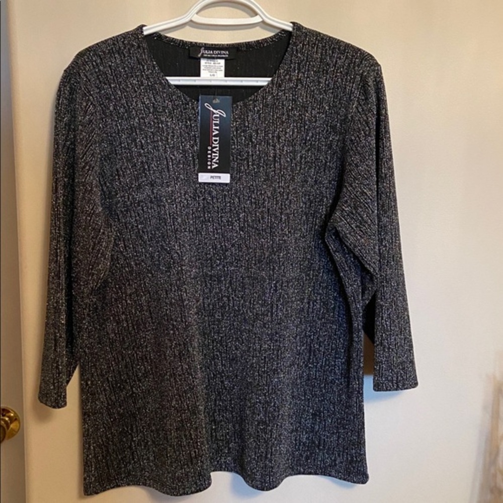⭐️Julia Divina design Black/Silver Sweater Top